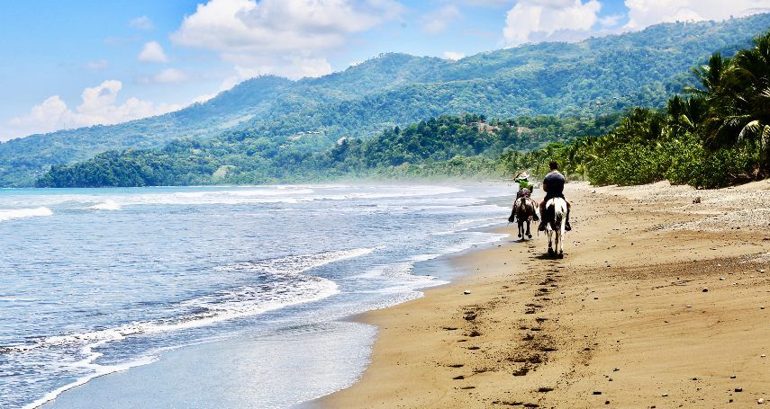 Descubre las playas hermosas en Costa Rica más top